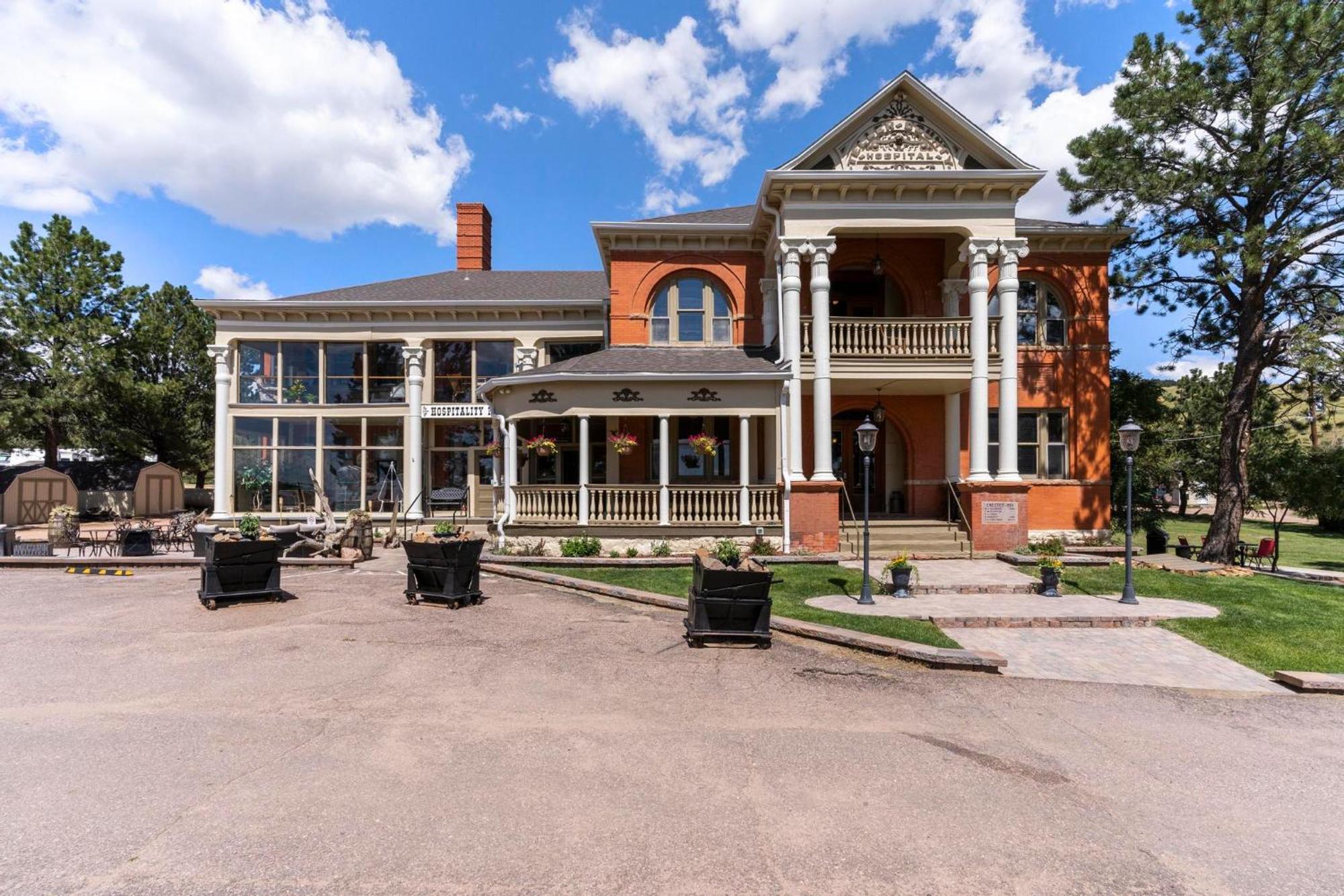 Cripple Creek Hospitality House & Travel Park Hotel Екстериор снимка